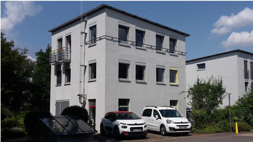 Firmenzentrale von Joneit Engineering in Landau – Industriestandort für Automatisierungsprojekte.